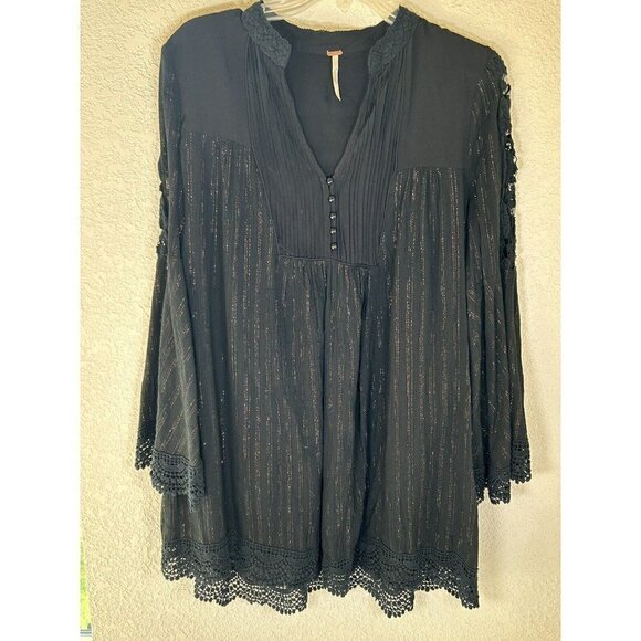 Free People XS Black Crochet Bell Sleeves Rose Gold Metallic Boho Top Buttons - Picture 1 of 16